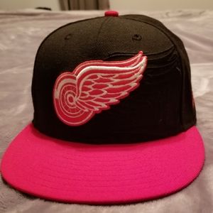 Detroit Redwings fitted hat